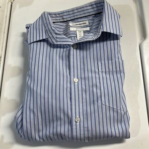 Amazon Essentials Men’s Dress Shirt, 16 1/2 32-33 slim